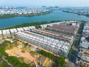 hàng hiếm nhà mặt tiền vũ trọng phụng giá tốt nhất đường 26m ra sông hàn chỉ vài bước chân
