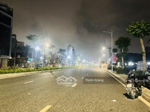 bán nhà mặt phố hồng tiến 76m2, 8 tầng thang máy, full nội thất 5*, kinh doanh, cho thuê, ở sướng