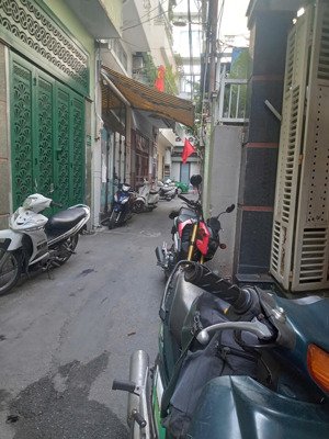 căn hộ 11 phòng lý thường kiệt, kiệt 3 mét rộng rãi