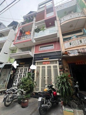 trung tâm q11, tạ uyên - nguyễn chí thanh, 5 tầng, hẻm xe hơi thông, chỉ 8,7 tỷ tl