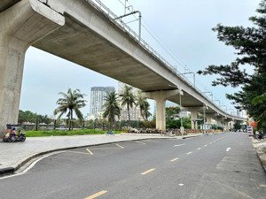 căn góc hẻm xe hơi - 135 nguyễn hữu cảnh - metro văn thánh - bình thạnh - 11.4 tỷ