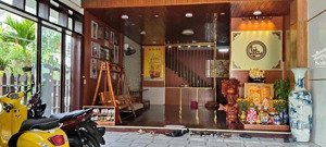 ( giá rẻ ) dt 130m- ngang 7m5- nhà 3 tầng lô góc 2 mặt tiền - đường 7m5 bùi dương lịch - sơn trà.