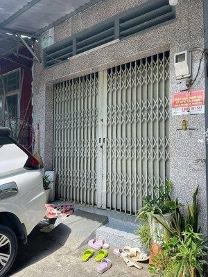 chủ gởi dãy trọ ngay kcn vsip 1, thuận an, giá 2.35 tỷ, thuận giao, bình dương, shr, gần aeon mall