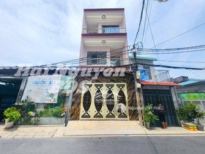 bán nhà 2 lầu sân thượng mặt tiền đường số lâm văn bền, q7 - xe hơi đậu trong nhà