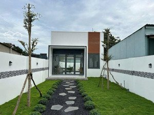 nhà chính chủ bán dt 6x40m. giá 2tỷ5 xã tân thông hội. ac muốn xem nhà gọi trước 30p