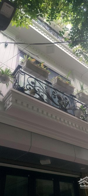 tôi chính chủ bán nhà nguyễn chí thanh, phân lô, ô tô vào , 55m mt 6 nhà 5t giá 19,8 tỷ