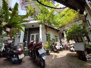 đồng xoài - bình giã - tân bình, ngang 9,5m - dt150m2 - 3 tầng- gara oto - chỉ hơn 16 tỷ ( chủ gấp)