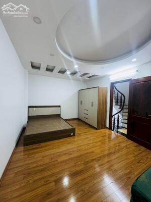 Nhà phố Tôn Đức Thắng – Ngõ nông – Gần hồ - Nhà đẹp – 32m2 – 5 tầng – 8.75 tỷ