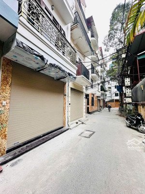cho thuê nhà riêng phân lô đường láng dt 52m2 * 6 tầng mt 4.5m giá 38tr ngõ thông ô tô tránh