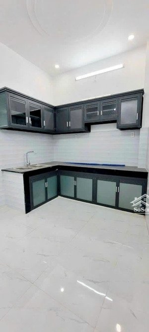 bán nhà đẹp 3 tầng 3,4*11m, 1,8 tỷ, ấp 2/5 đường 826c long hậu, giáp nhà bè, shr, sang tên ngay