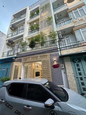 cô hà đi định cư bán nhà thái phiên-q11, gần bệnh viện quận 11. 3tỷ060/75,8m2 đang cho thuê 17triệu
