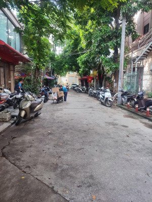 phân lô hoàng cầu-ngõ ô tô tránh-thông tứ tung-kinh doanh-57m2-4 tầng
