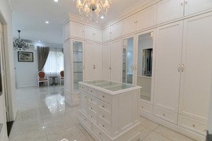 cho thuê giá 65tr/1 tháng, biệt thự vinhomes riveside, sđt liên hệ 