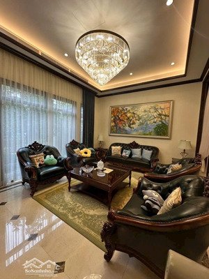 bán biệt thự góc tại resco cổ nhuế, giá thỏa thuận, 236m2, mặt tiền 20m