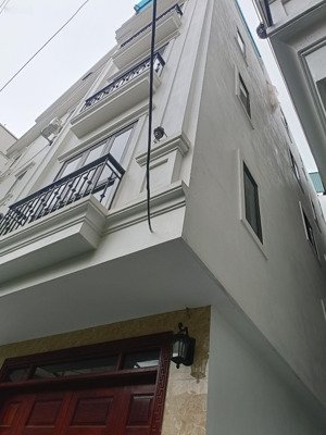 bán nhà đức thắng - lô góc 2 thoáng - mới kính koong - ba gác đua - 40m2 x 5 tầng - 9 tỷ
