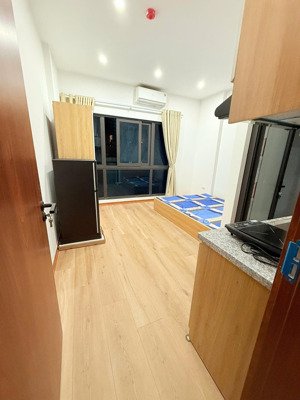 cho thuê căn hộ 166 trần duy hưng mới cứng (giờ giấc tự do,giá sinh viên,không chung chủ)