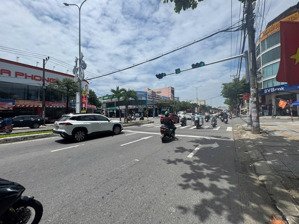 chủ thiện chí bán căn nhà cấp 4 đường nguyễn hữu thọ - 125m2 gần ngay ngã tư phan đăng lưu