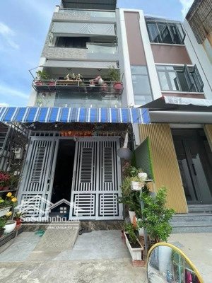 nhà 64m² lý thường kiệt, q10 gần bưu điện phú thọ. xây 1 trệt 2 lầu. sổ sẵn