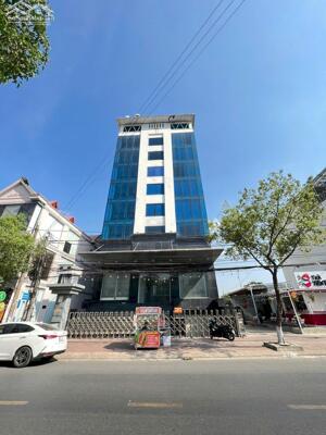 Bán tòa nhà văn phòng mặt tiền Phan Trung, Tân Mai, Biên Hòa, 339m2, giá 75 tỷ.
