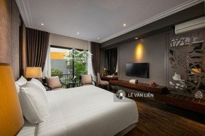 cần bán tòa khách sạn trần thái tông 130m giá 70 tỷ dòng tiền 4 tỷ năm