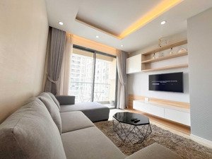 cho thuê chcc the gold view 2pn 92m2, full nội thất, view nội khu yên tĩnh, giá 16 triệu / tháng.