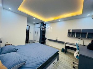 nhà tầng thang máy phân lô tđc lê hồng phong