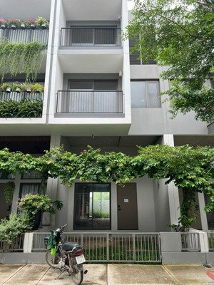 chỉ 4 tỷ, chủ nhà bán nhanh căn nhà phố tại the standard an gia bình dương