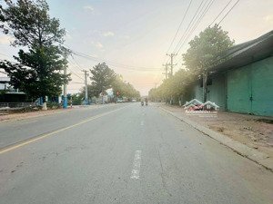 bán nhà mặt tiền bùi thị xuân giá cực rẻ, gần ngã 4 nguyễn thị minh khai
