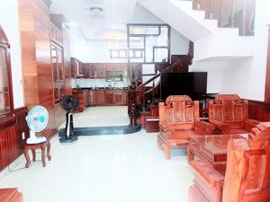 định cư nn cần bán nhà 3 tầng, nội thất gỗ quý, hẻm xe tải đỗ xuân hợp, phước long b, chỉ 7,5 tỷ
