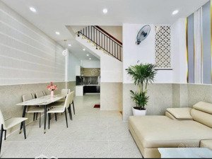 siêu phẩm giá tốt nhà 1 trệt 1 lầu đường hà huy giáp, q.12 chỉ 2 tỷ 9. 9. 0. triệu shr!