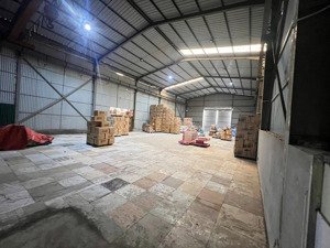 cho thuê 485m2 diện tích kho xưởng tại đường cầu bươu thanh trì xa la hà nội. lh 