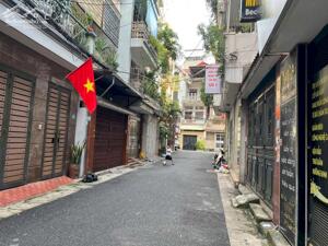 Chính chủ cần sang tên căn nhà 4 tầng đường ô tô tại trung tâm phố Yên Lạc, Vĩnh Tuy, Hai Bà Trưng