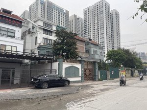 bán nhà ngay thanh xuân 218m2, giá 60 tỷ, nhà nội thất đẳng cấp vip