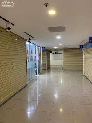 Cho thuê KIot tầng 2 siêu thị Top Market LH Dương 0906 388 825.