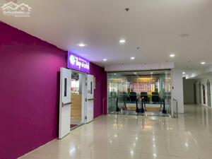 Cho thuê KIot tầng 2 siêu thị Top Market LH Dương 0906 388 825.
