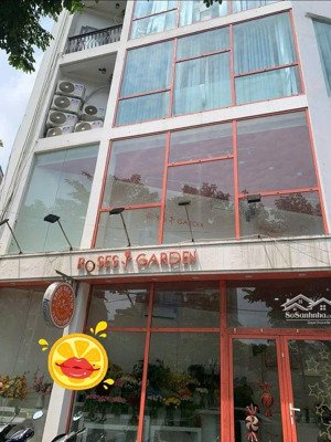 mặt phố- thang máy- võ chí công- kinh doanh- vỉa hè- ô tô tránh- sát kđt starlake- hoàng quốc việt.
