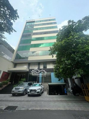siêu toà nhà văn phòng gần sân bay đang cho thuê 450 triệu/tháng giá tốt nhất khu vực