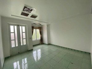 nhà nhiều tầng vị trí đẹp 2 mặt thoáng có dòng tiền d 100m mđ miếu hai xã hải phòng lh 
