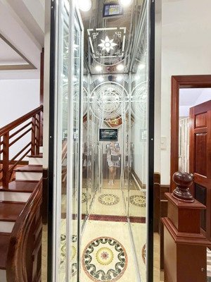 nhà 4 tầng mặt tiền đường châu văn liêm, có thang máy + full nội thất gỗ xịn, phước long, nha trang