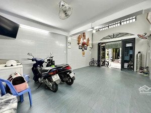 bán nhà hxh điện biên phủ phường 22. 4.5m x 23m 3 tầng nhà mới đường thông 18tỷ8