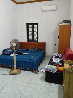 căn nhà đẹp hết nước chấm chủ nhà tặng toàn bộ nội thất- chốt ngay có giá thương lượng