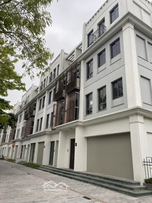 cho thuê liền kề tại the manor central park, nghiêm xuân yêm, dt 75m2, 5 tầng, 33 tr/th