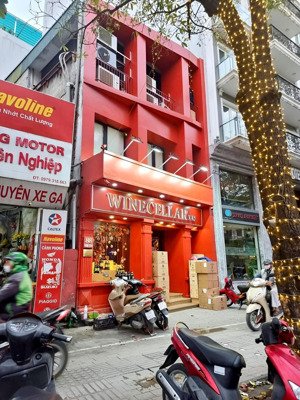 cho thuê nhà mp lạc long quân - nghĩa đô 150m2 x 5 tầng, mt 11m, vị trí đẹp, gần nhiều thương hiệu