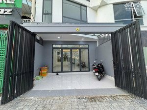 chính chủ cho thuê mặt tiền đường liên phường giá 25tr/tháng - 1 trệt 2 tầng - 6x22m