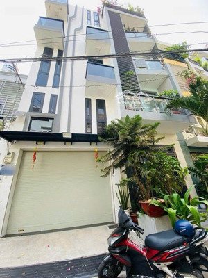 nhà đẹp độc lập tân phú bán nhanh . lh: gặp vũ