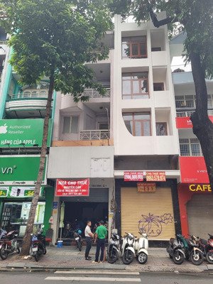 chủ hạ giá, cần bán nhà mặt tiền đường trần quang khải p. tân định quận 1. 64m2 giá 30 tỷ. nhà đẹp