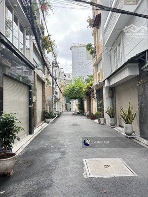 bán nhà riêng phú nhuận - 489 huỳnh văn bánh, 40m2, 4 lầu đúc, 4pn, ở quá sướng.
