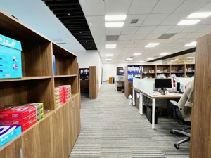 bán gấp sàn văn phòng tầng 2 chung cư lê văn lương full nội thất đẹp 800m², chỉ 42 tr/m², giá tốt