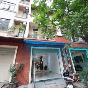 tôi cần cho thuê nhà liền kề diện tích 80m2 nhìn hồ điều hoà chung cư mulberry land lh 