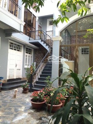 100%! vì quá nhiều nhà nên chủ bán rẻ biệt thự 191 cống quỳnh, q1 - 13x25m vuông, 3 tầng - 60.5 tỷ